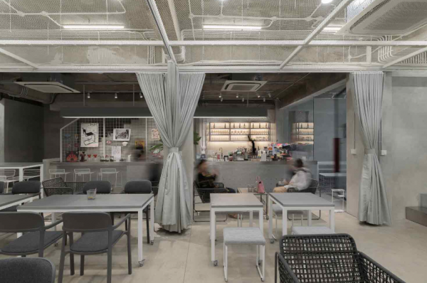 Warung kopi modern dengan tampilan industri